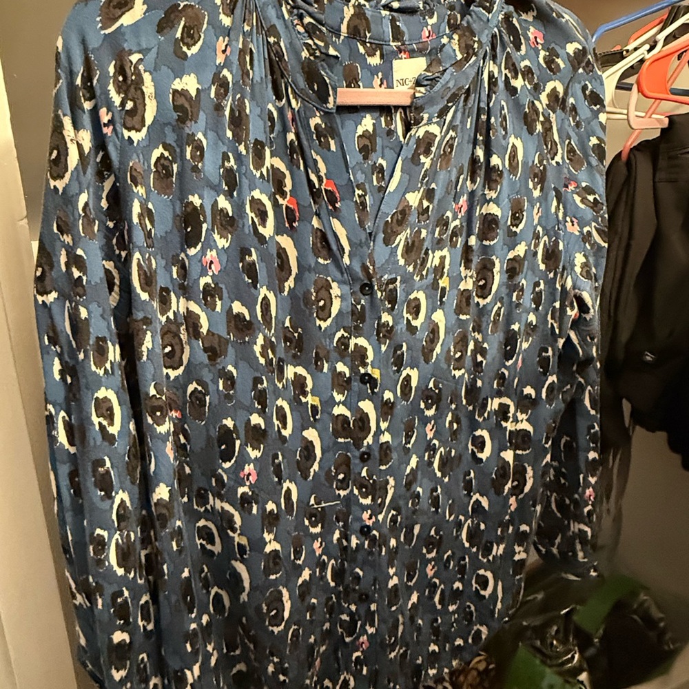 NIC+ZOE Blue Leopard Print Button-Up Top